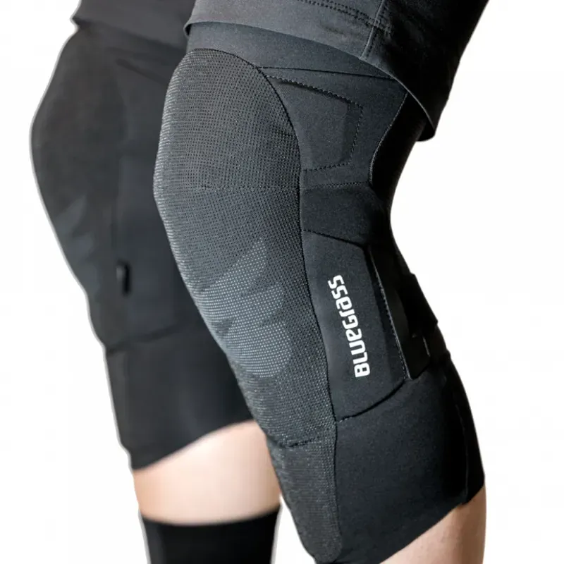 Bluegrass Aura Core Knee Pads Black-3