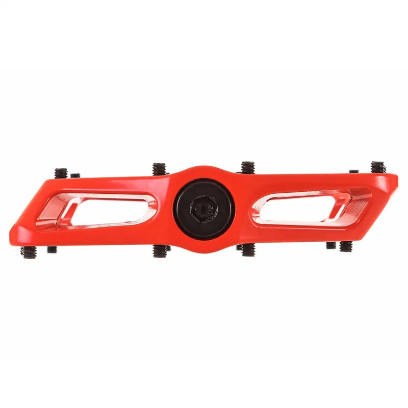 dmr v8 pedals red