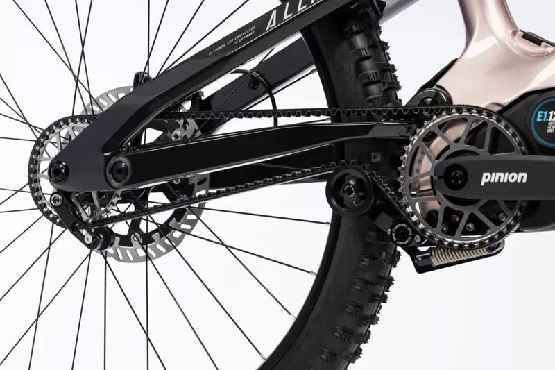 Haibike Allmtn CF 11 TRN/IQ in Rock/Carbon Pinion gearbox and motor-5