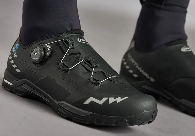 winter cycling shoes