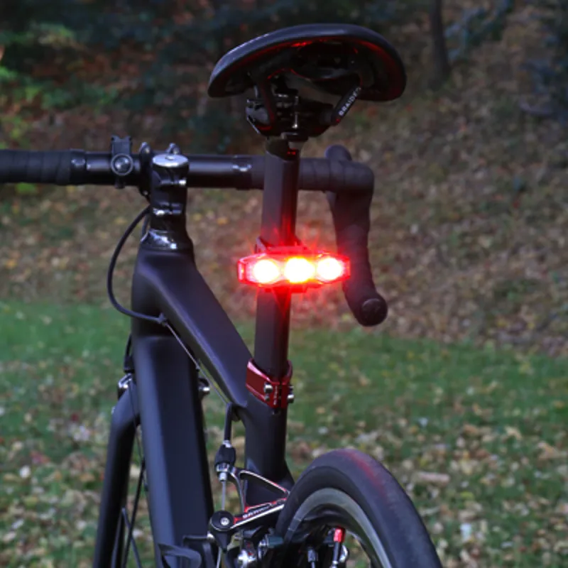 Cateye Viz 450 Rear Light-1