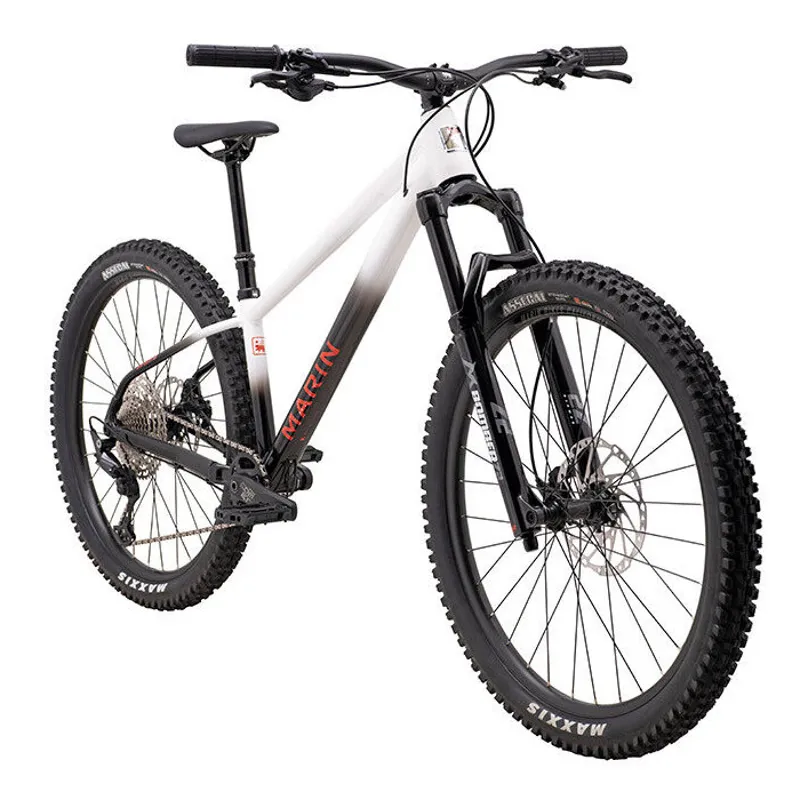 Marin San Quentin 3 27.5 Mountain Bike in White-1