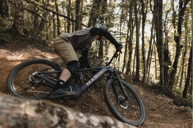 Marin 2025 Alpine Trail E2 Electric Full Suspension Mountain Bike-2