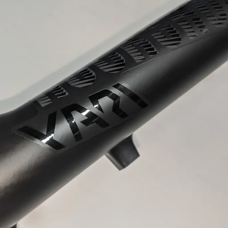 RockShox Yari Charger RC Debonair 27.5 inch 170mm Boost 37mm Offset-3