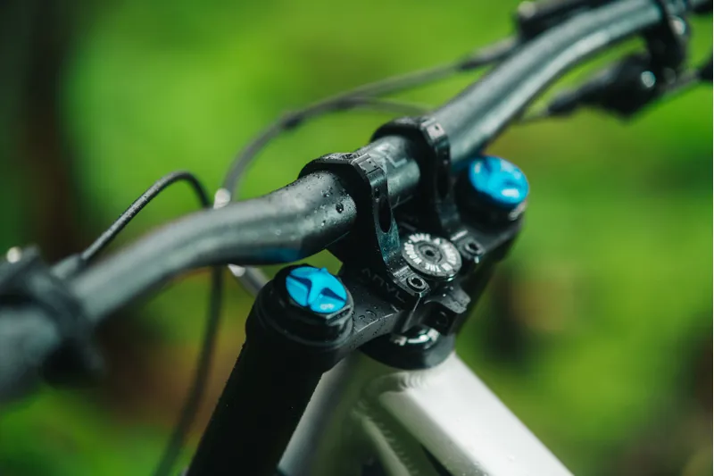 Transition TR11 GX Raw Downhill Full Suspension Mountain Bike-5